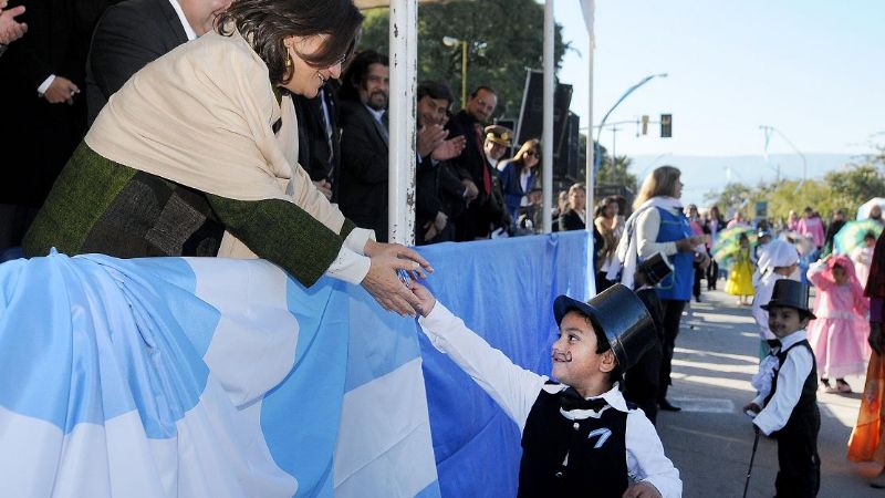 Corpacci presidió los actos por la fecha Patria