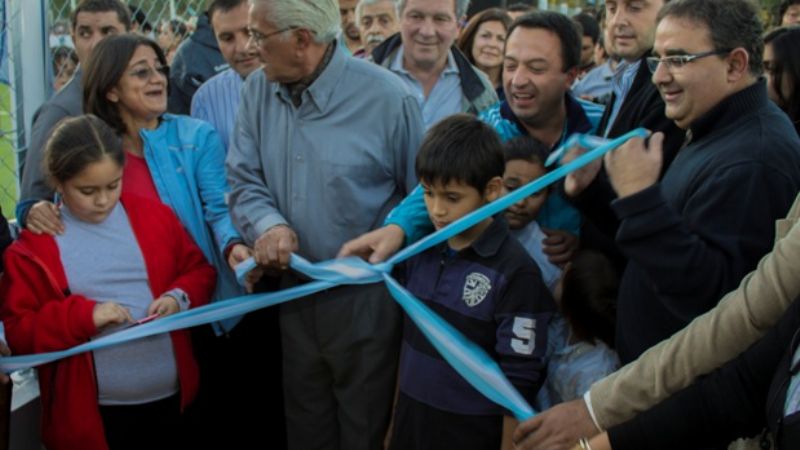 Catamarca ya tiene su cancha de hockey sintético
