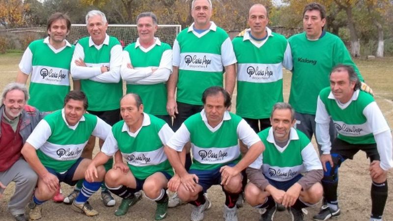 La Interprofesional juega en  las Cat. Única y Súper Maxi