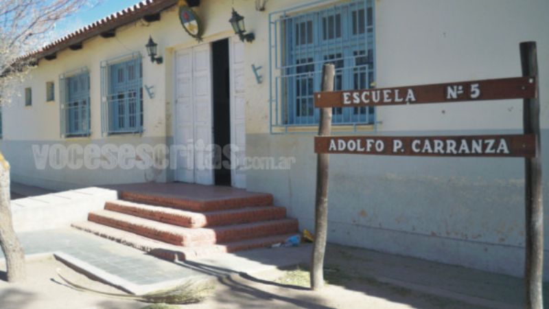 El zonda obligó a suspender las clases en Tinogasta