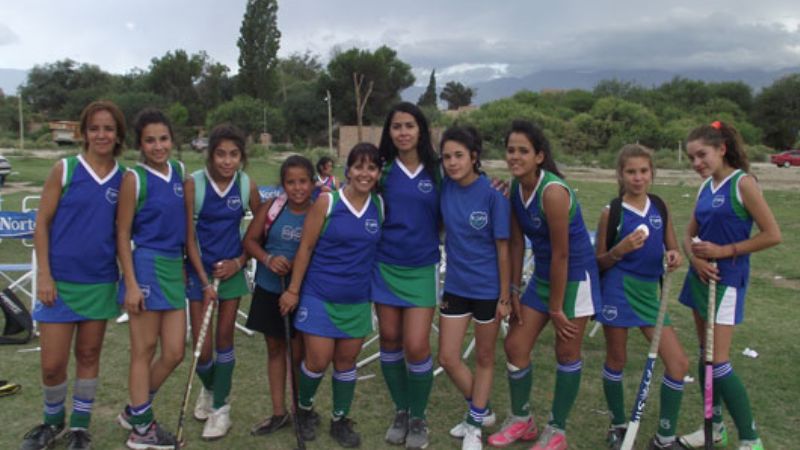 El hockey en lo alto del deporte santamariano