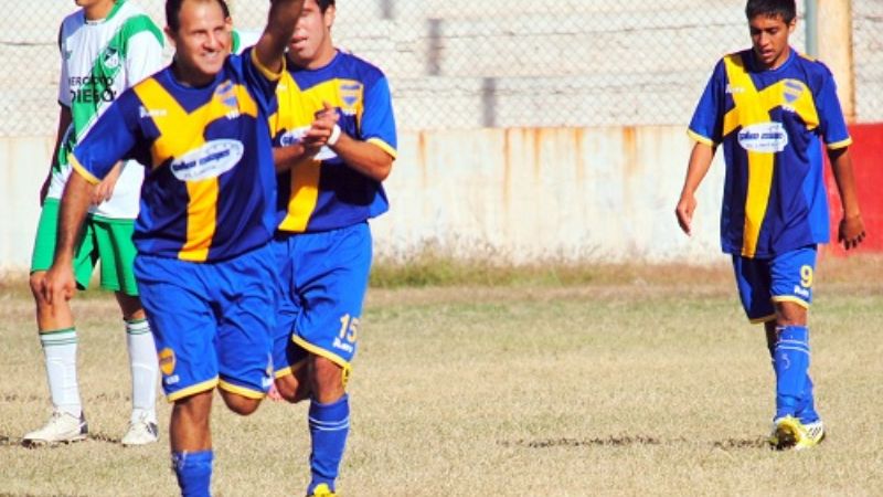 Social Rojas venció a La Tercena y llegó a la cima