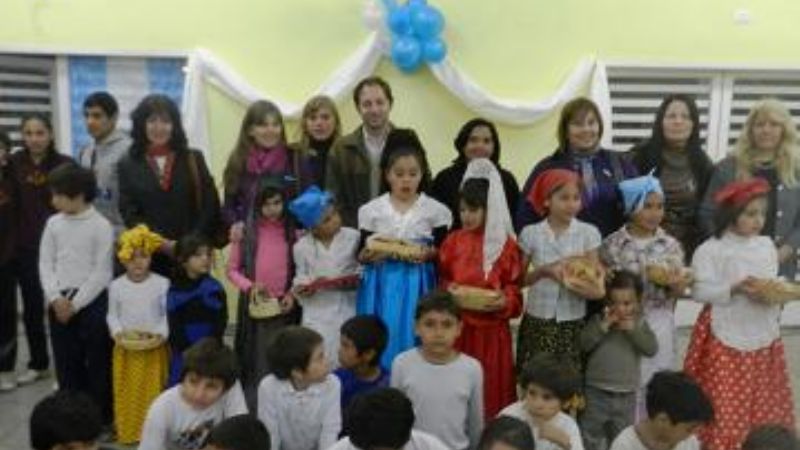 Vecinos del norte festejaron el mes de la patria