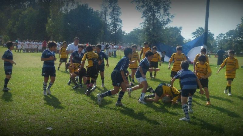 Infantiles de Catamarca Rugby en importantes torneos tucumanos