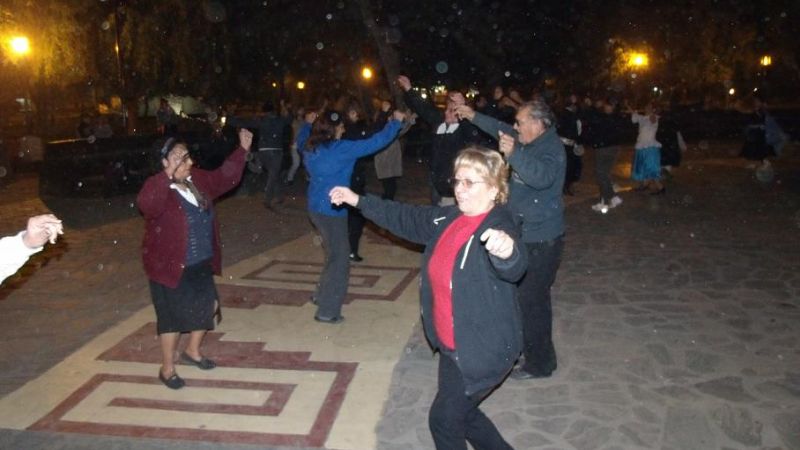 Agasajo a los folkloristas en su día