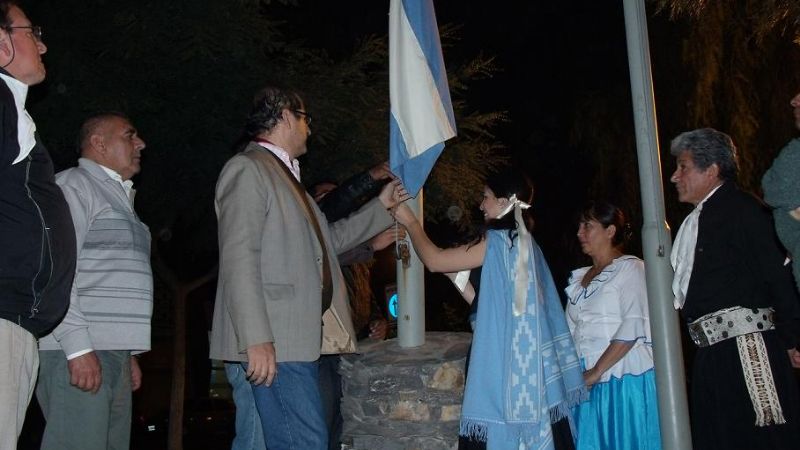 Agasajo a los folkloristas en su día