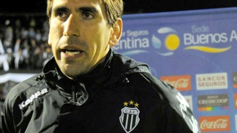 "Sería lindo enfrentar a Newell's", expresó Tavio