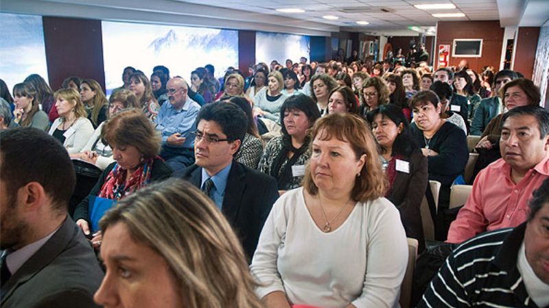 Catamarqueños en encuentro sobre cuidado de adultos mayores