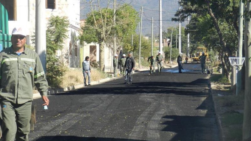 Pavimentacion en Bº El Potrerillo Universitario