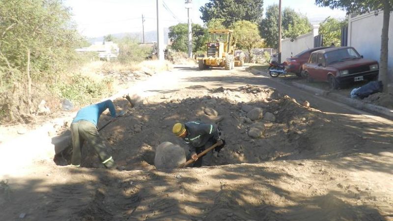Pavimentacion en Bº El Potrerillo Universitario