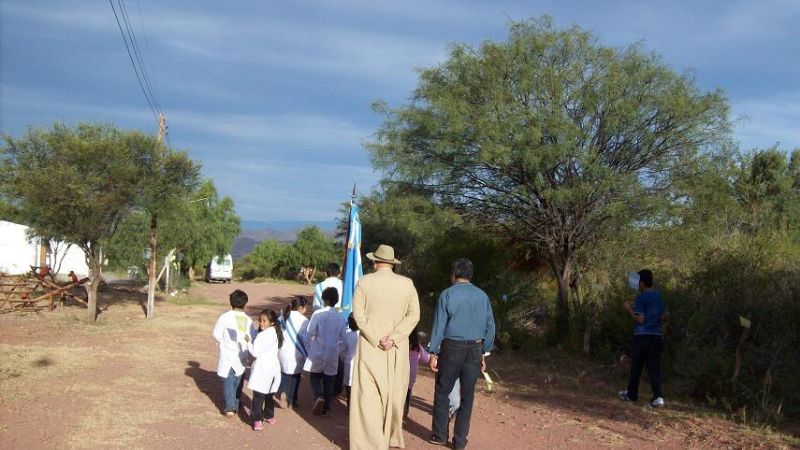 Mañana finaliza la visita del Obispo a Tinogasta