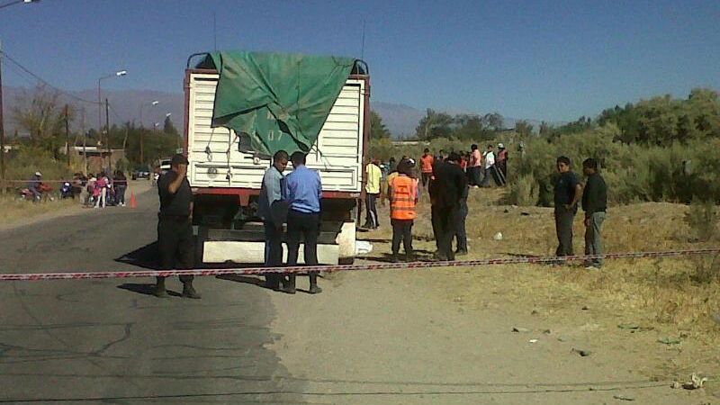 Camión atropelló y mató a menor de 9 años