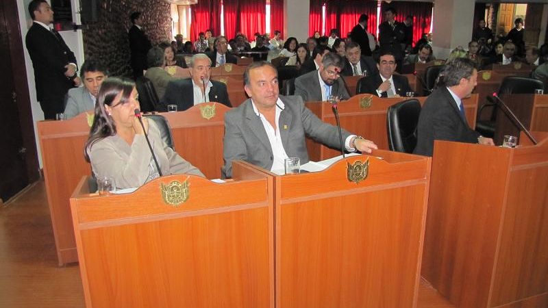 Diputados sesionarán los días viernes