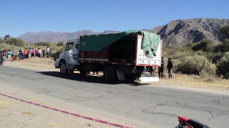 Peritos trabajan en el caso del menor atropellado 