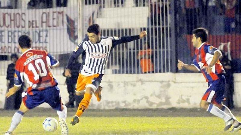 San Lorenzo empató y está 3ro.; se hunde Aconquija