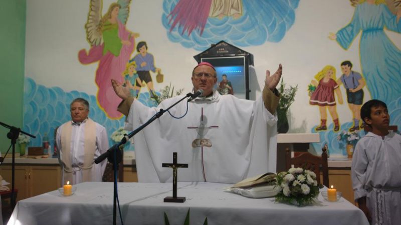 El Obispo consagró el altar de la capilla de San Expedito 