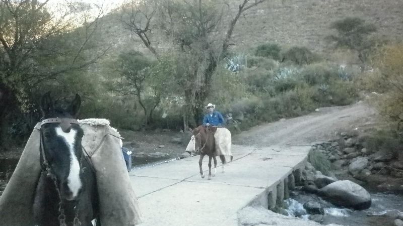 Huellas mineras: Relevan nueva traza entre Capayán y Capital