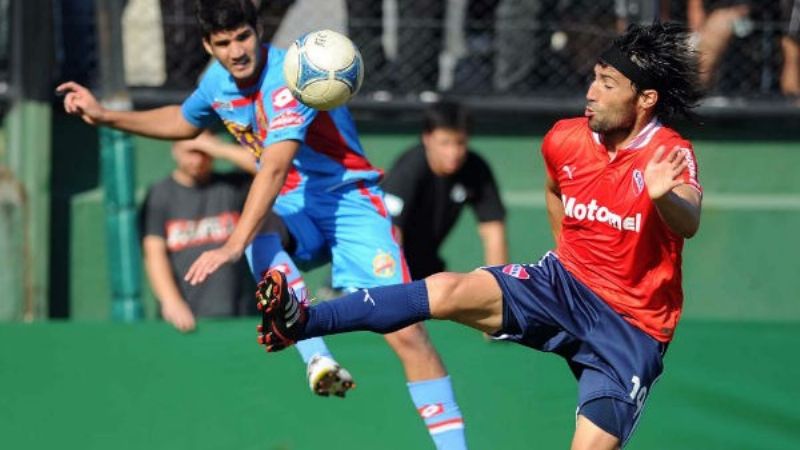 Independiente y Arsenal esta noche en Catamarca