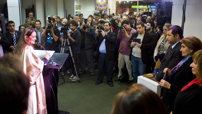 Se presentó el Poncho 2013 en Buenos Aires