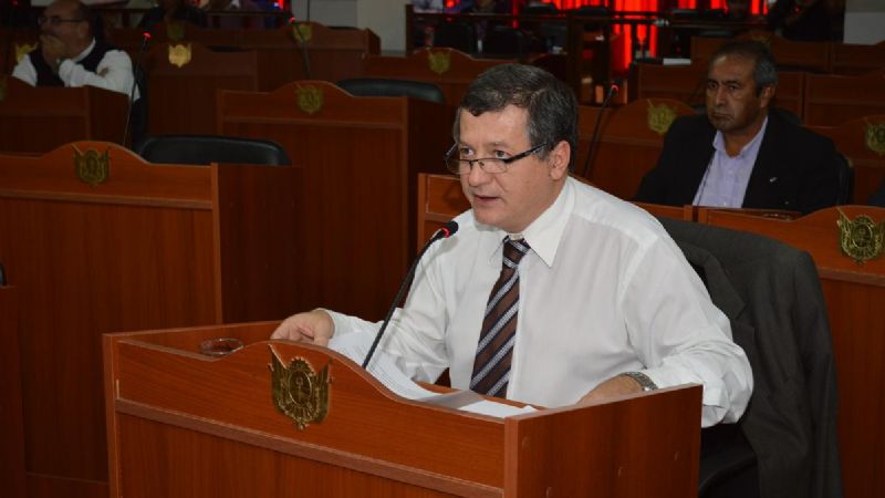 A “contarnos las costillas”