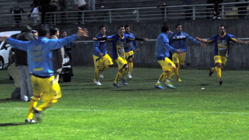 Policial venció 1-0 a Roca y es finalista del Argentino B
