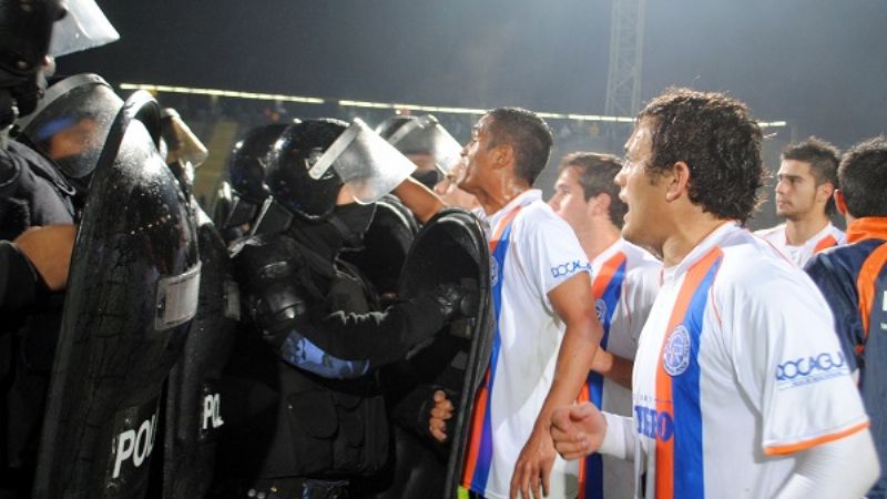 Policial venció 1-0 a Roca y es finalista del Argentino B