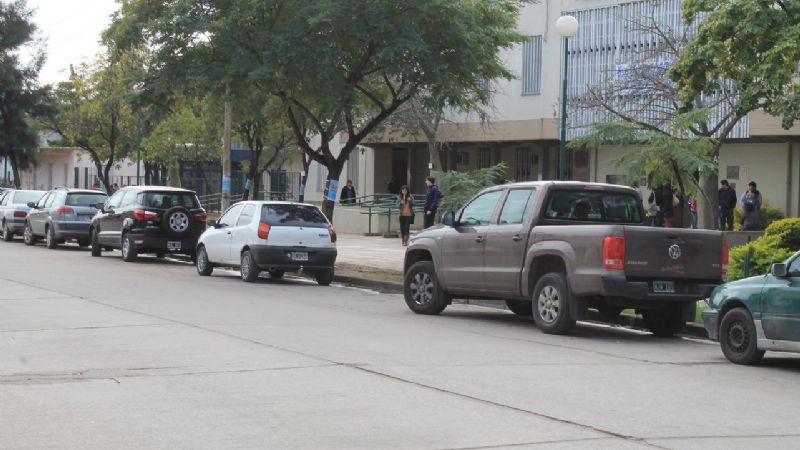 En Ayacucho y Belgrano ya no se puede estacionar en 45 grados