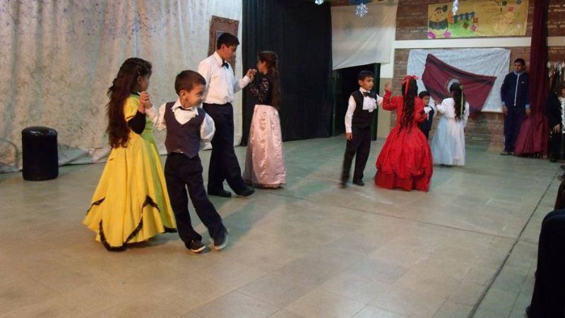 Acto por Martín de Güemes en la Escuela de Las Esquinas