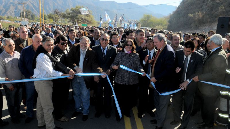 Corpacci inauguró un nuevo tramo de la Ruta 46
