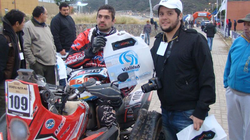 Campaña de seguridad vial en el Desafío Ruta 40