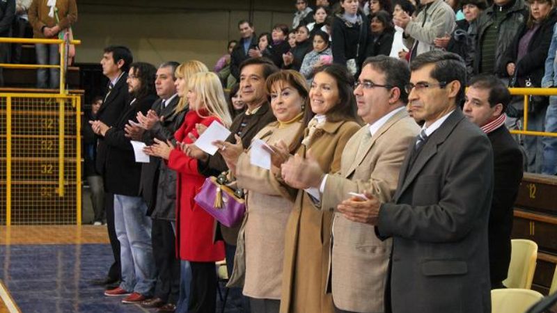 Alumnos municipales hicieron su promesa a la Bandera