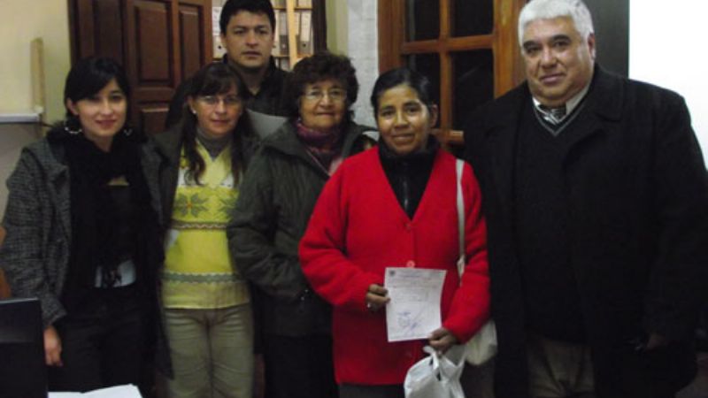 Entregan materiales para la construcción de una Capilla