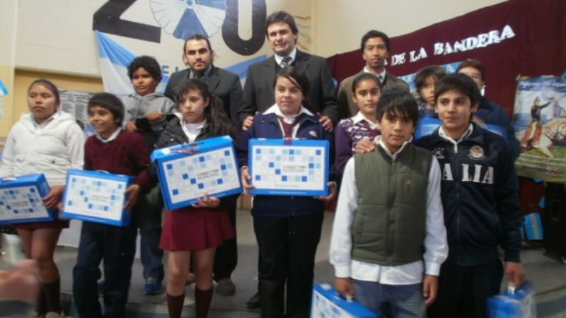 ANSES celebró el Día de la Bandera en las Mil Viviendas