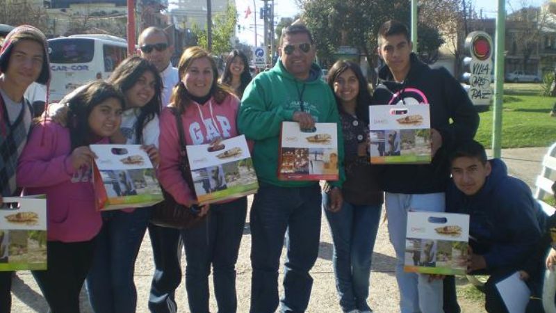 Carlos Paz recibió al Poncho 2013