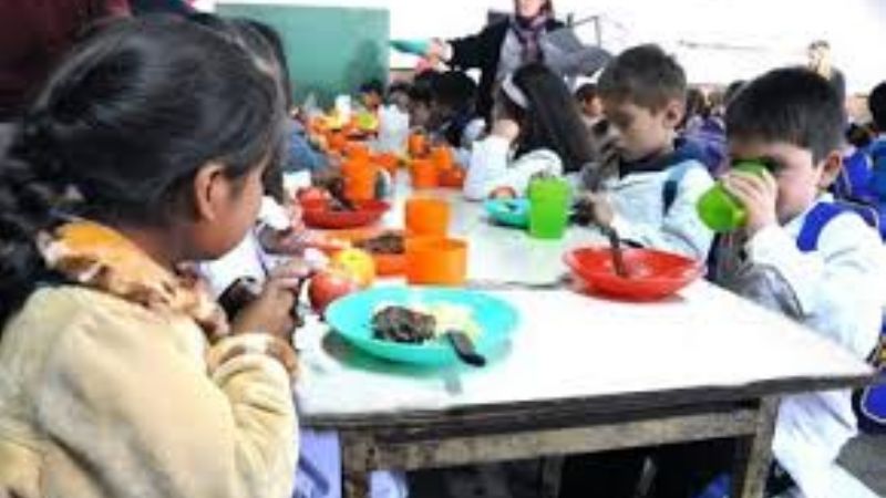 Los comedores escolares reciben 3 millones de pesos por mes