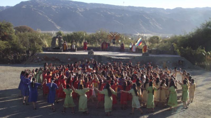 El sol brilló en la Fiesta del Inti Raymi 2013