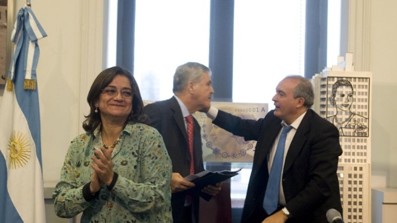 La gobernadora Corpacci viajó a Buenos Aires