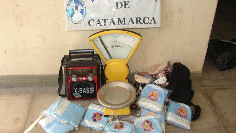 Secuestran varios elementos