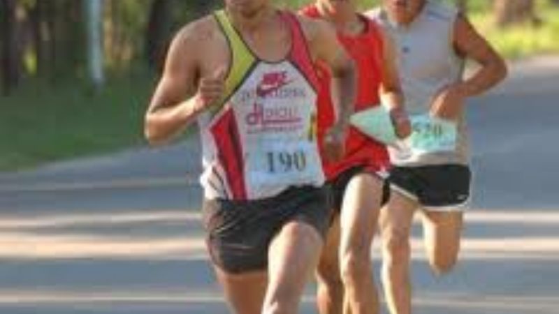 Sarmiento festeja sus101 años "al trote"