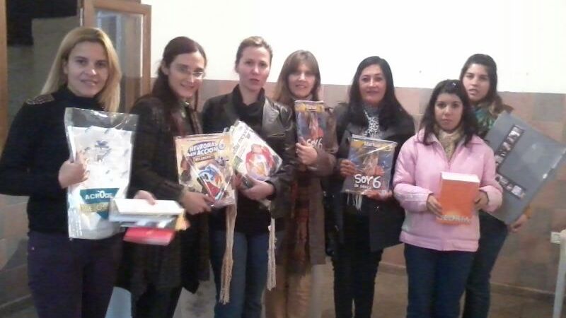 Libros para los chicos del Club San Lorenzo de Alem