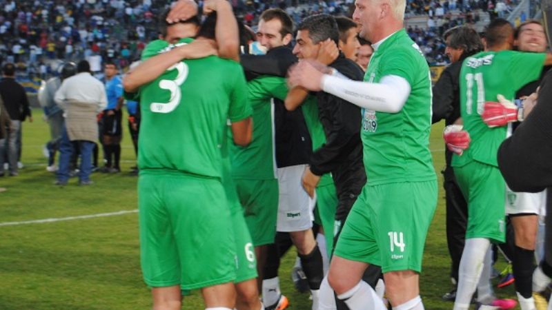 ‘Poli’ no pudo contra el orden de Estudiantes y el árbitro