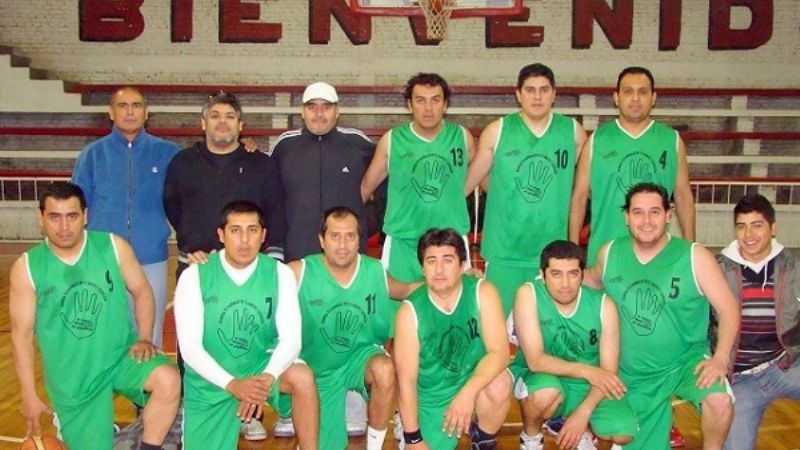 Banco Rioja-Aragón abren  la final en la Cat. Maxi