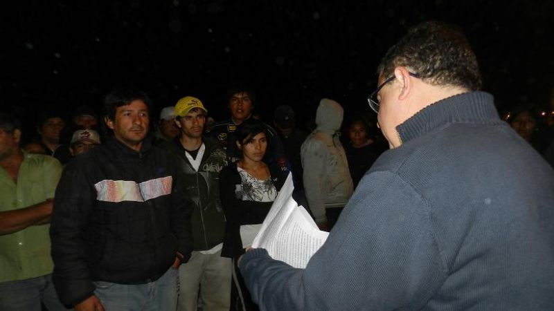 Jalil acordó el retiro pacífico de usurpadores del sur