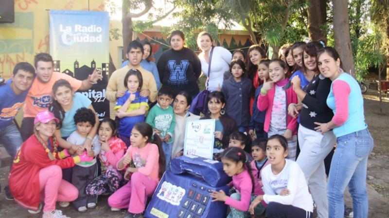 Radio Capital en el hogar de la Hermana Jimena