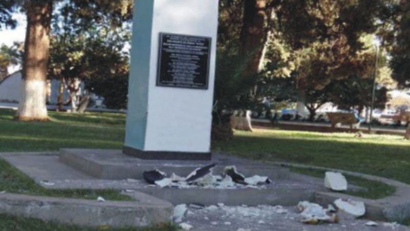 Destruyen monumento a Evita en Tinogasta