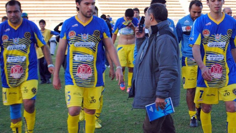 Claroscuros de una tarde triste en el estadio
