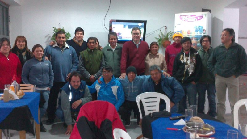 "Defender los intereses de la provincia por sobre los partidarios"