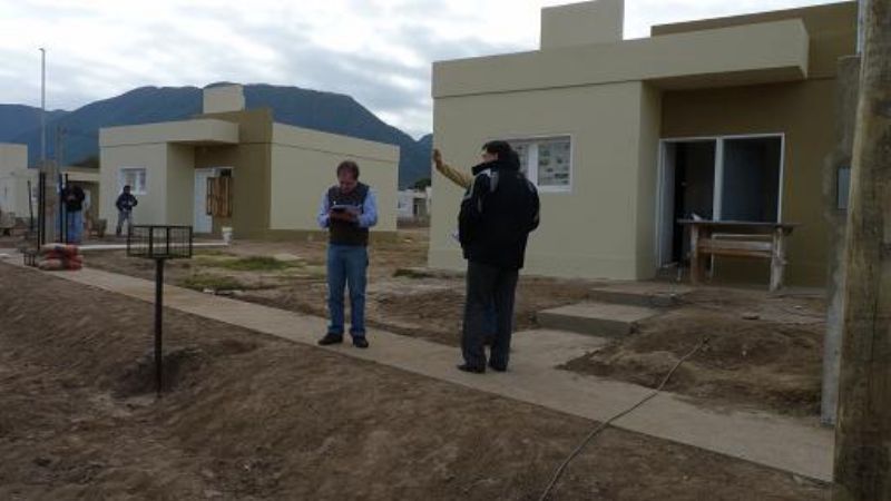 Comisión de Seguimiento recorrió obras en construcción