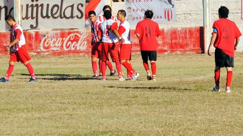Goleada “bandeña” y triunfo “Sagrado” en la vuelta "a casa”
