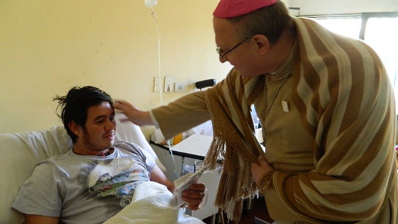 Unos 2 mi chicos en jornada con el Obispo en el club Red Star  